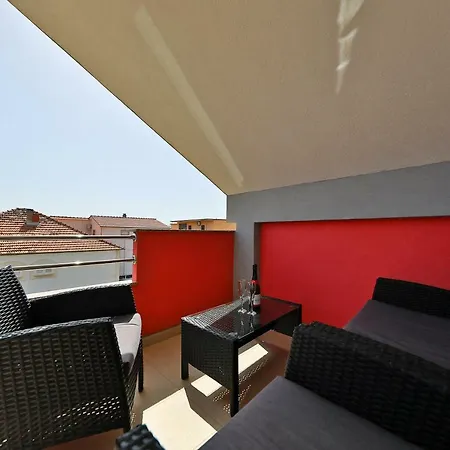Sofia Apartment *